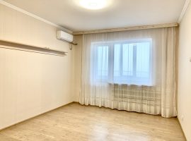 Продаж 2 кімнатної квартири з ремонтом в м Васильків